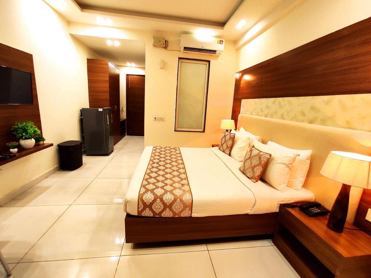 Hotel When In Gurgaon - Opposite To Artemis Hospital Exteriér fotografie